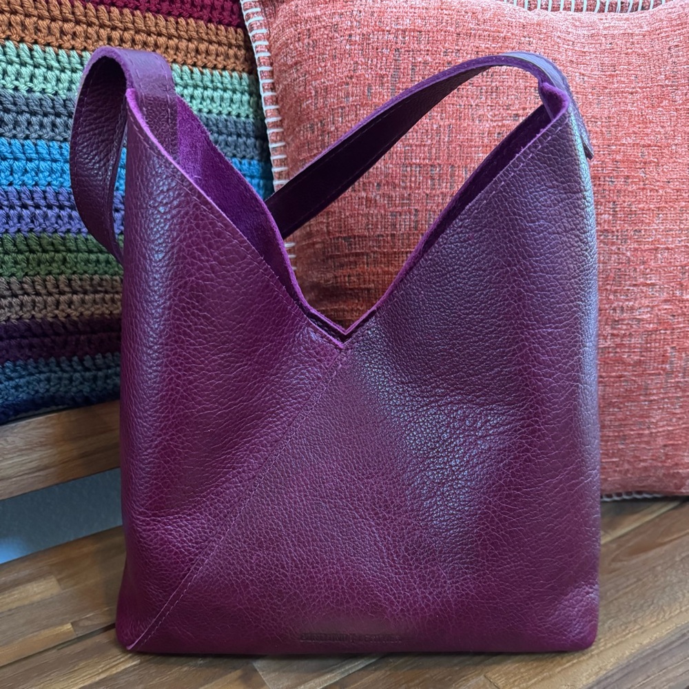 Large Naomi Leather Tote Bag in Orchid